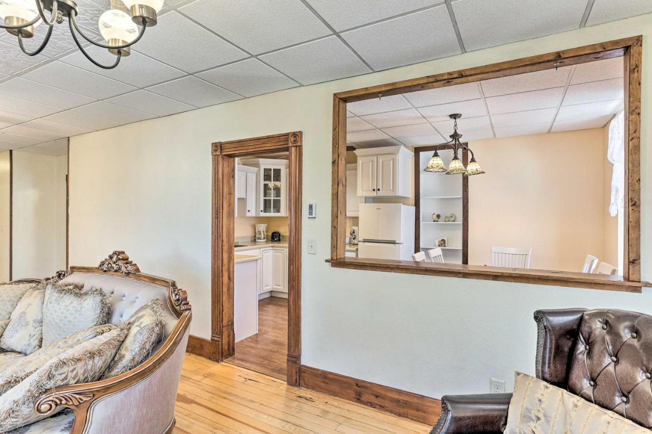 Custer Apt In Heart Of Town Shop, Dine, Hike Exterior foto